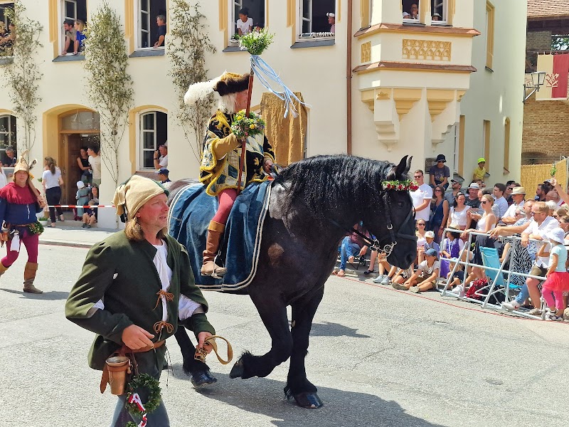 Hochzeitszug