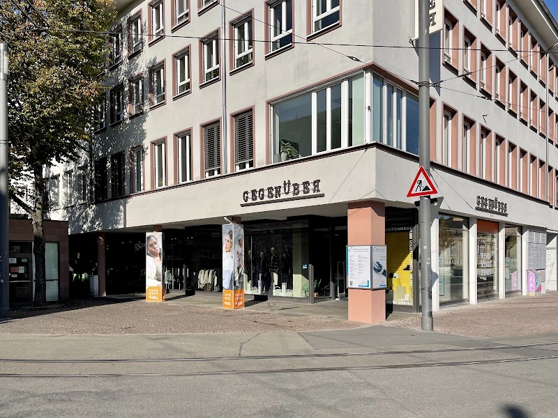 Gegenüber