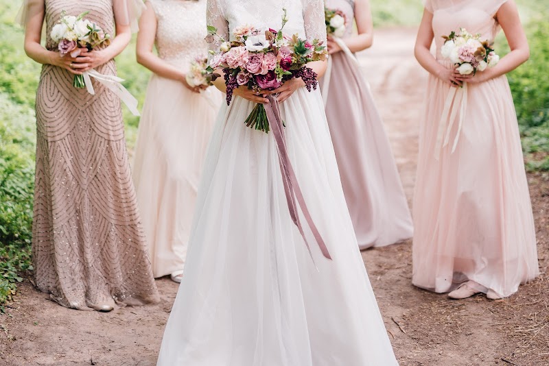 Braut trifft Kleid