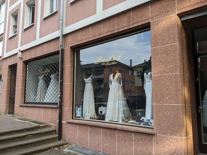 Brautkleid bleibt Brautkleid
