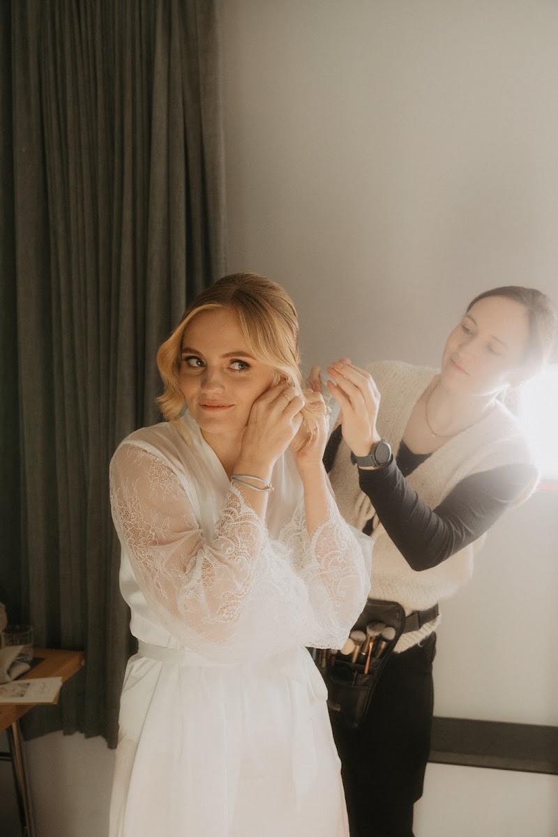 Make-up Artist (Visagist) Alexandra Lederer