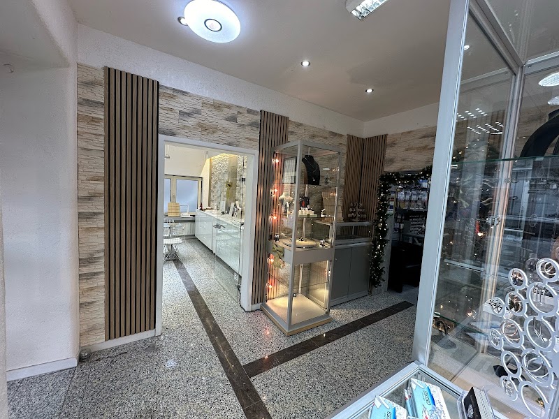 Juwelier Sophia | Verlobungsringe & Eheringe München
