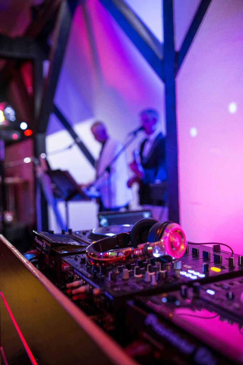 polnischer DJ für Hochzeit & Veranstaltung deutsch/ polnischer DJ - Live Band