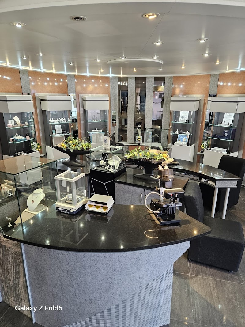 Designer Diamonds: Verlobungsringe, Trauringe & Diamanten für Augsburg