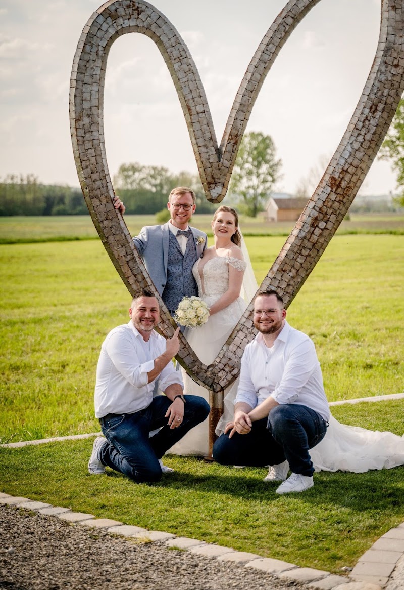 Die DeejayWG | deine premium DJs für Wedding | Event | Party