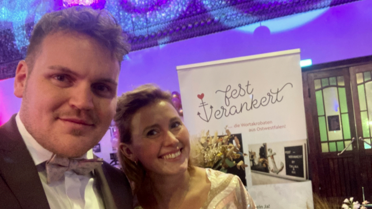 fest verankert -"das Hochzeitsredner Duo" - Freie Trauungen