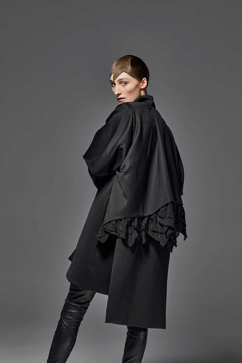 SIMONE SODAN HAIR & MAKEUP ARTIST