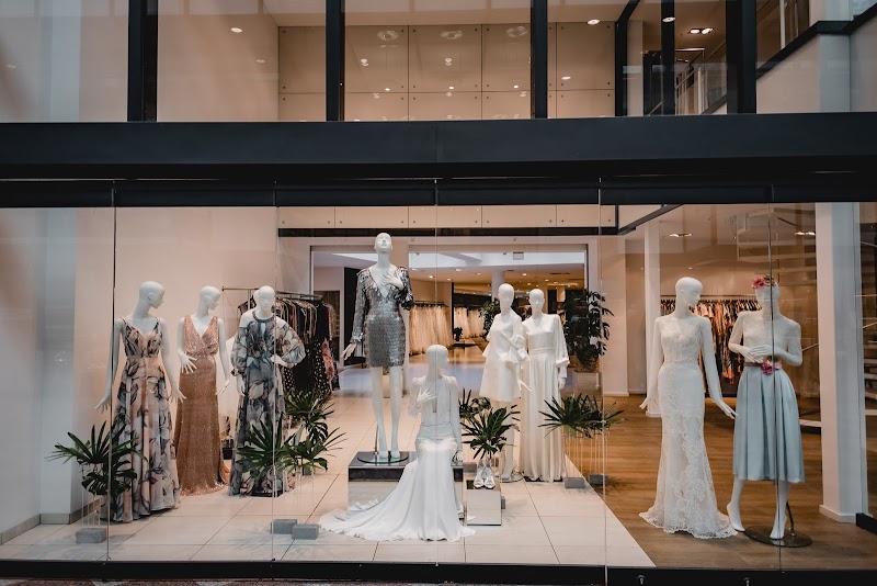 White and Night | Brautmode und Abendmode