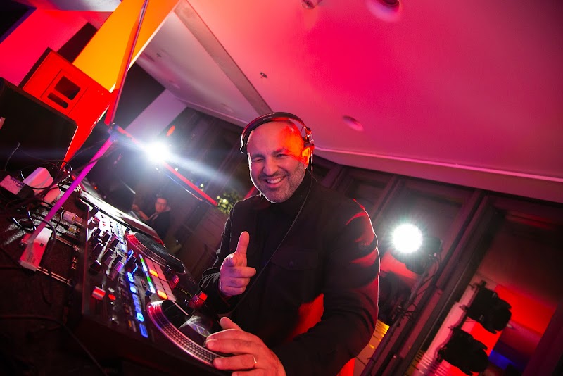 DJ Abik - Dein Event- & Hochzeits-DJ Köln