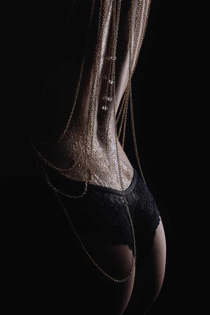 FOTOSTUDIO Claudia Röhrl Fotografie Frauen Portrait Akt sinnliche Shootings