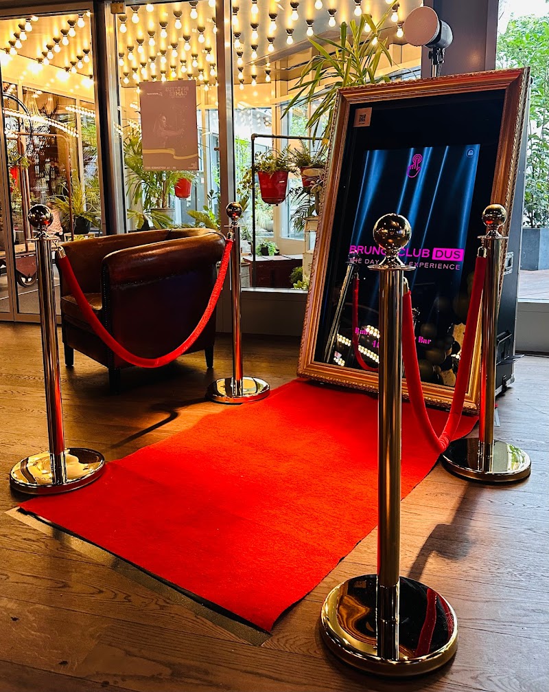 Fotobox/Fotospiegel mieten in Düsseldorf | NRW - AI- Events