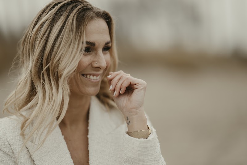 Black White Bliss | Franziska Bartels - Freie Rednerin (IHK) & Yogalehrerin