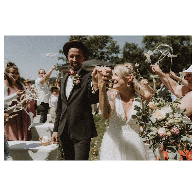 Jakob & Linda Hochzeitsfotografen & Videografen