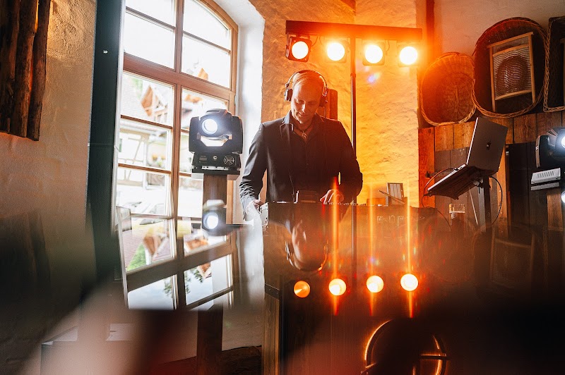 DJ Sascha Juranek - Hochzeits- & Event-DJ