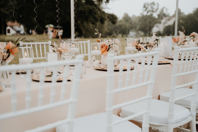 Mila Bloom // Blumenladen / Hochzeits- & Eventdesign / Dekoverleih / Workshops