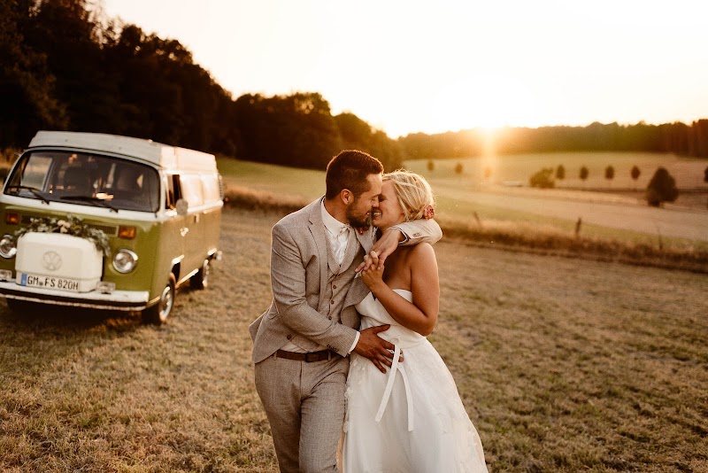 BE BRIGHT PHOTOGRAPHY – Fotograf Düsseldorf | Business-Fotograf | Hochzeitsfotograf