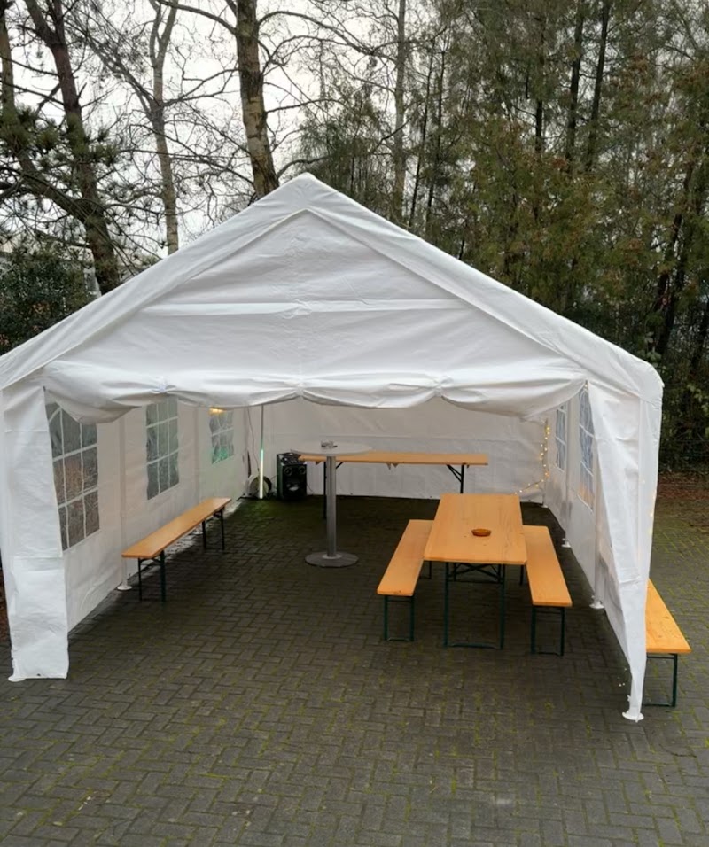 Partyverleih FJ (Verleih von Zelten, Fotoboxen & Audiogästebüchern)