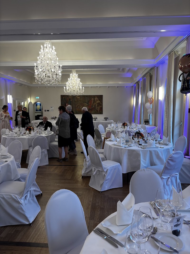 Roland Zadra Hotellerie Service KG