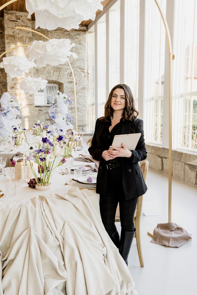 Anastasia Ruge Weddings