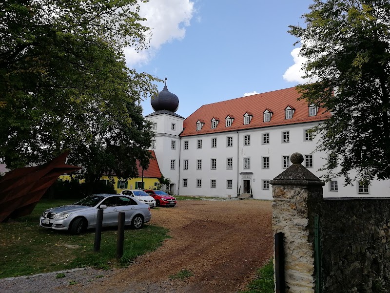 Schloss Pirkensee Event GmbH