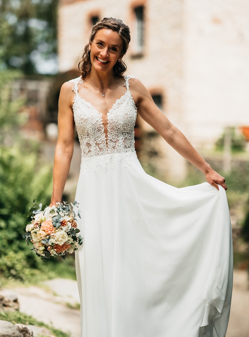 ZWEI - Eure Wedding Boutique