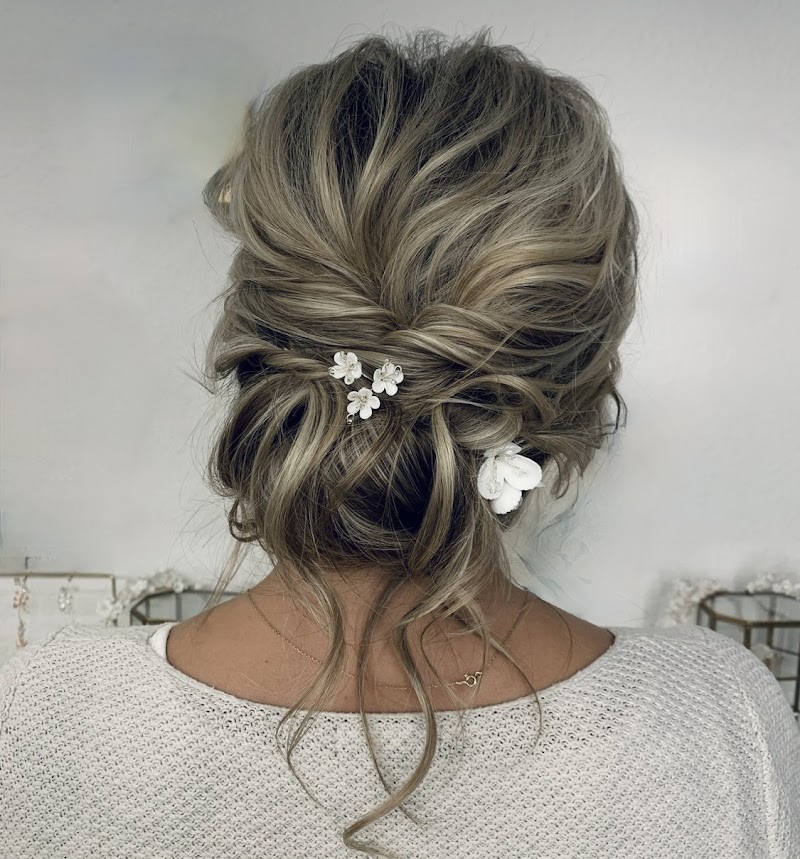 La Chia Brautstyling, Brautfrisuren, Braut Make-up & Brautaccessoires