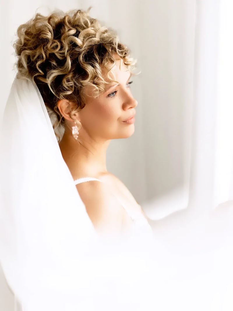 BRIDAL ACADEMY coiffeur & beauty