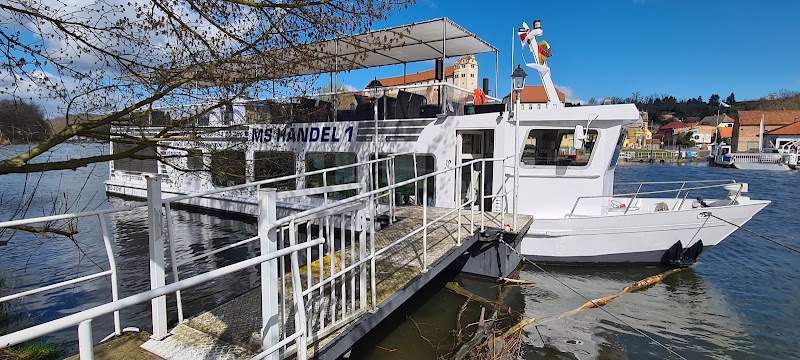 Am Krähenberg Pension/Café & Schifffahrten