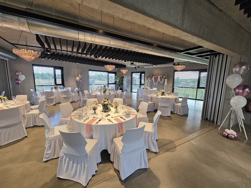 Your Perfect Wedding by Saskia