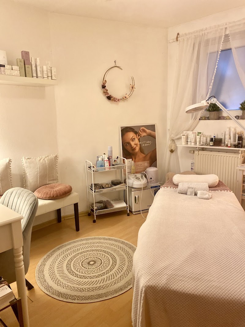 Faceglow Kosmetik & Visagistik, Brautstyling, Hair & Make-up Artist, Make-up Coaching