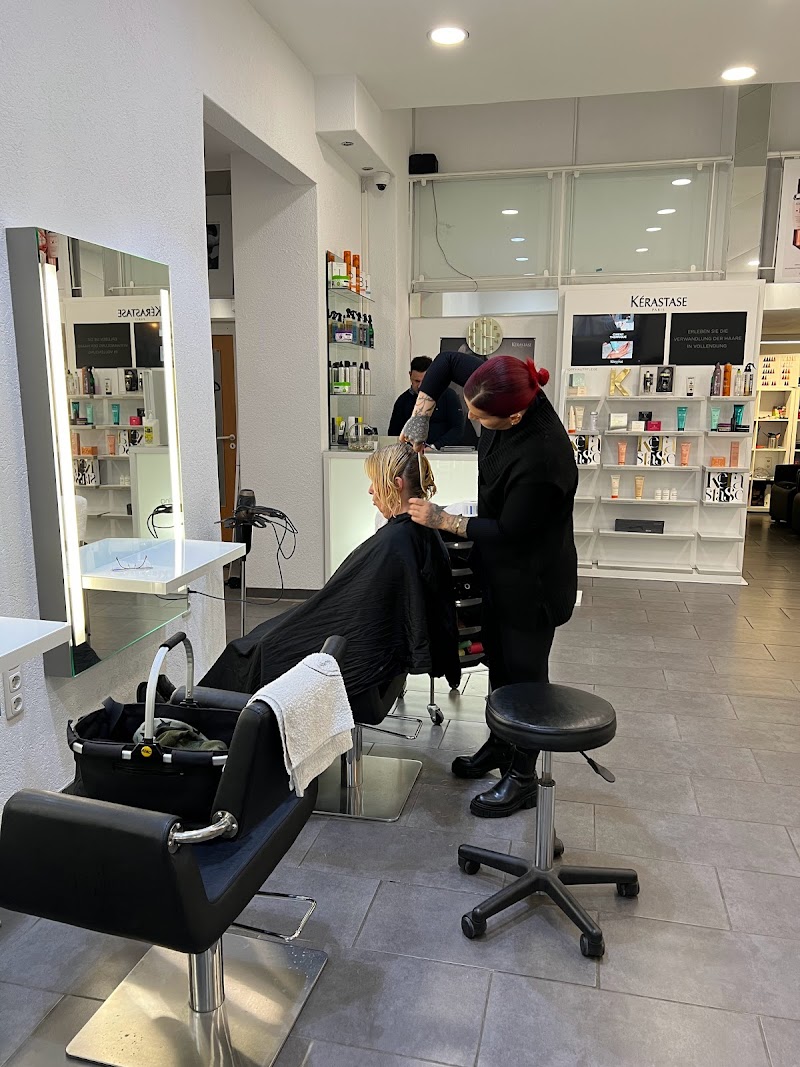 Level Up Friseursalon - Oberhausen (EBVV)