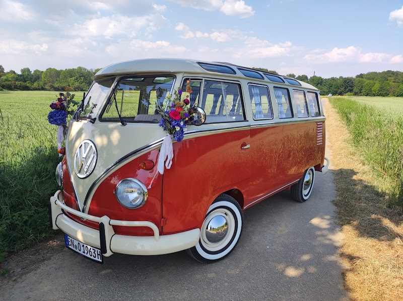 Oldtimer VW Samba Bus mieten mit Chauffeur Hochzeitsauto Bonn Köln