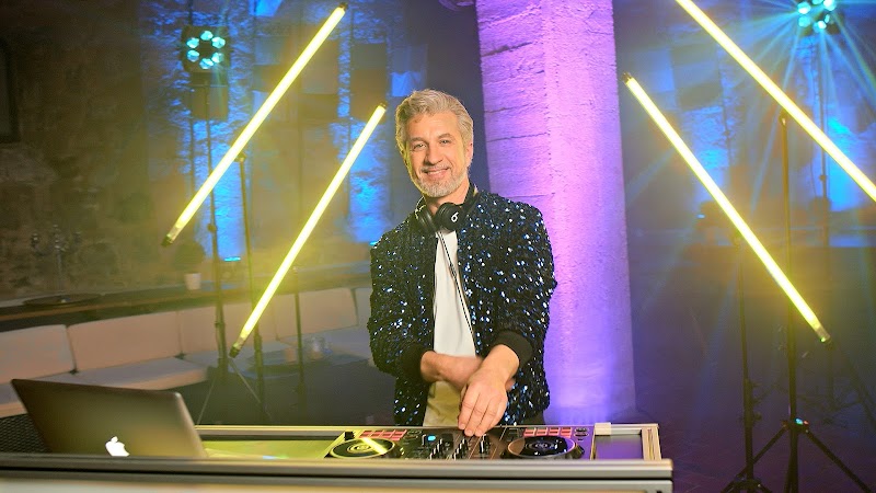 DARIO KARKOVIC - Sänger und DJ für Hochzeiten, Geburtstage und Firmenevents