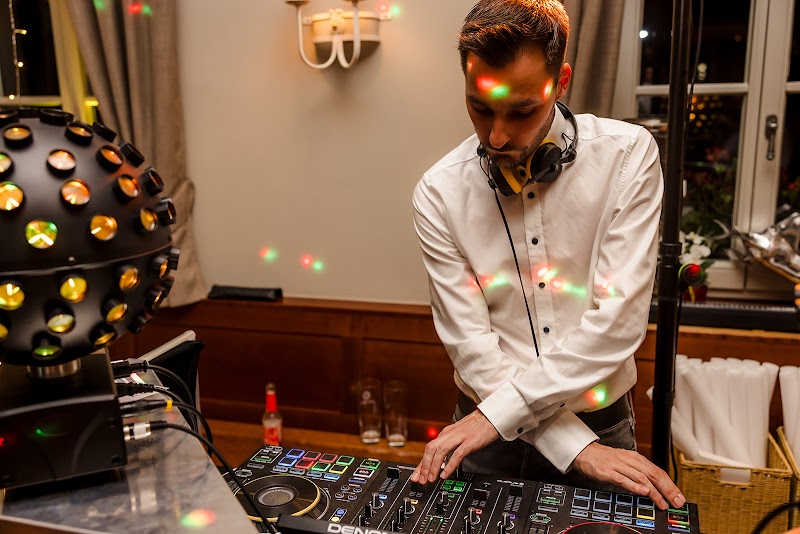 DJ Nick Burmeister